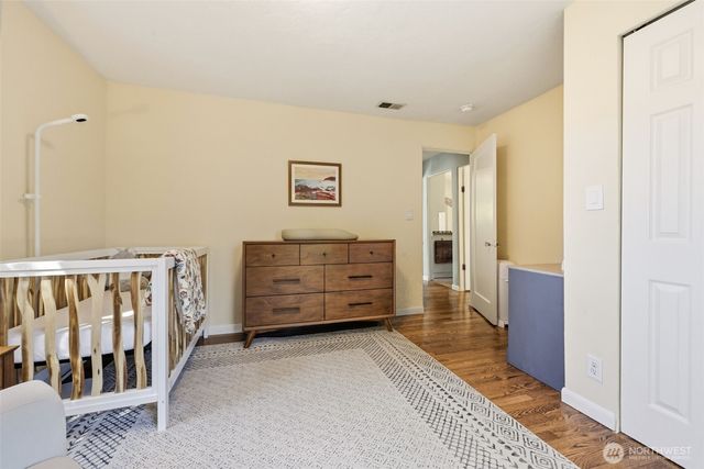 9416 5th Avenue NE, Seattle, WA 98115