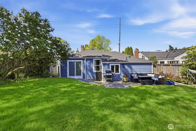 9416 5th Avenue NE, Seattle, WA 98115