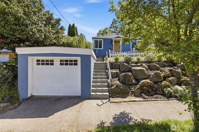 9416 5th Avenue NE, Seattle, WA 98115