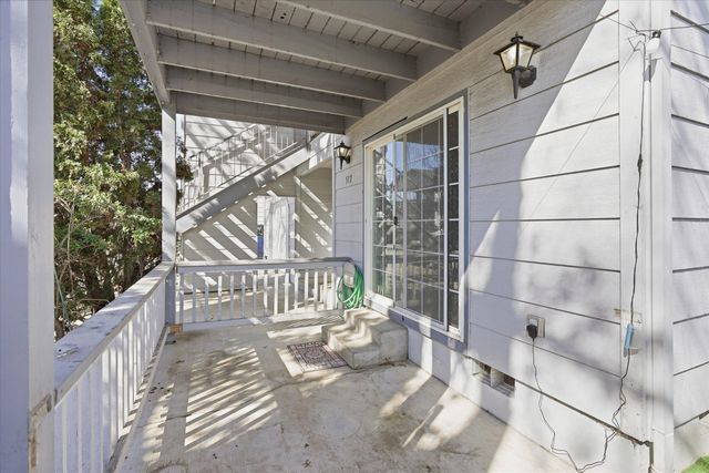 512 Village Drive, Central Point, OR 97502