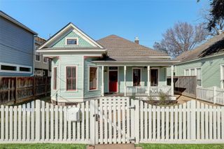 1710 Crockett Street, Houston, TX 77007