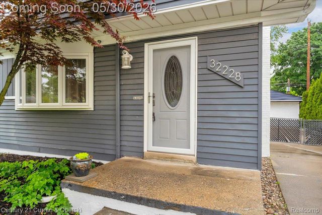 32228 Melton Street, Westland, MI 48186