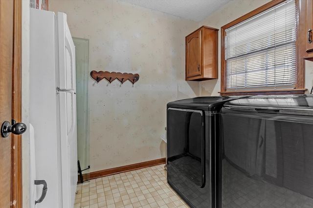 339 SUMMERFIELD LN, Memphis, TN 38018