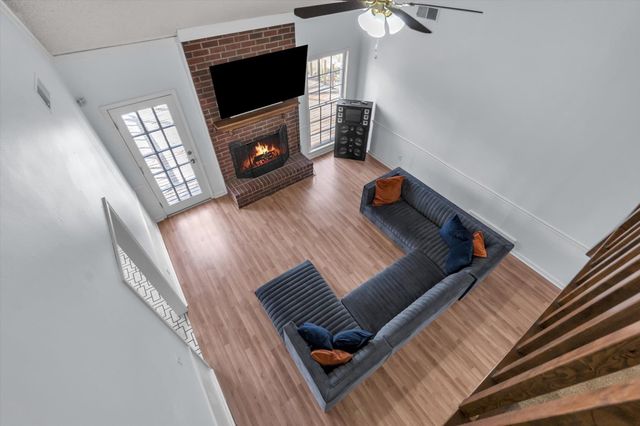 339 SUMMERFIELD LN, Memphis, TN 38018