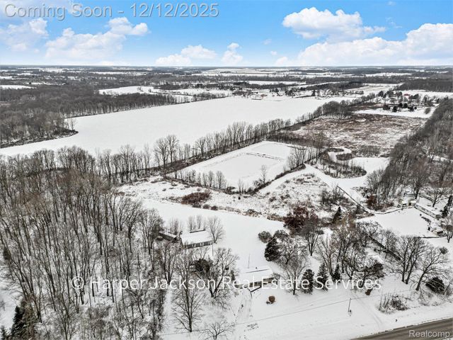 11637 E Lansing Road, Vernon Township, MI 48429