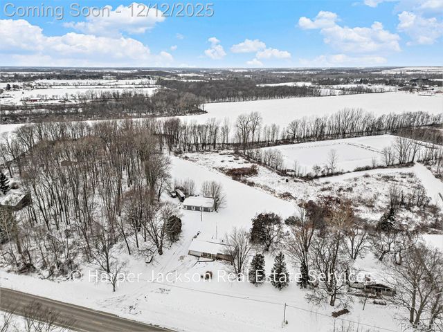 11637 E Lansing Road, Vernon Township, MI 48429