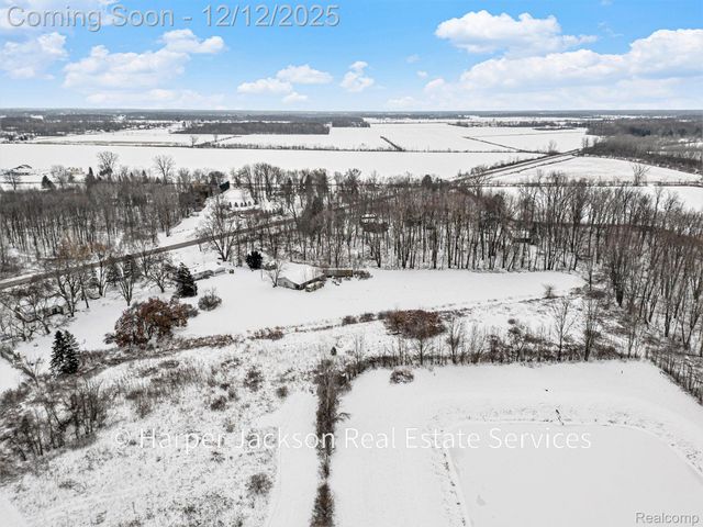 11637 E Lansing Road, Vernon Township, MI 48429