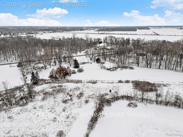 11637 E Lansing Road, Vernon Township, MI 48429