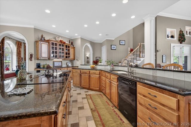 3710 E Mountain Road, Bartlesville, OK 74003