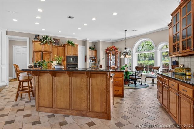 3710 E Mountain Road, Bartlesville, OK 74003