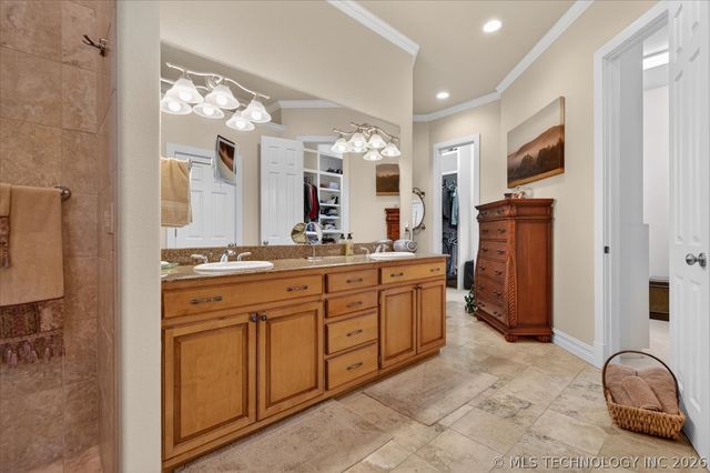3710 E Mountain Road, Bartlesville, OK 74003