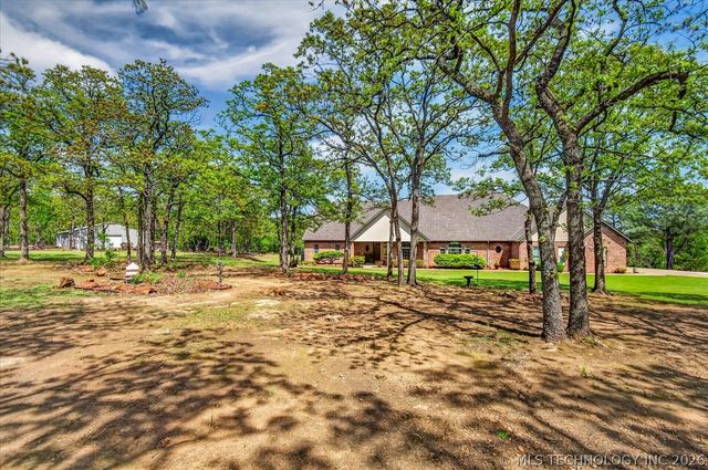 3710 E Mountain Road, Bartlesville, OK 74003