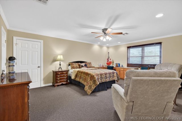 3710 E Mountain Road, Bartlesville, OK 74003