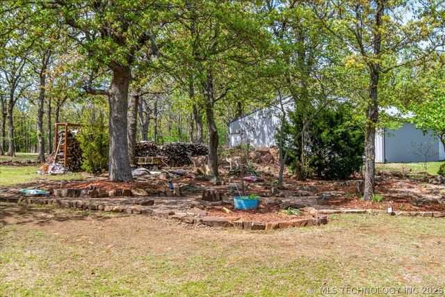 3710 E Mountain Road, Bartlesville, OK 74003