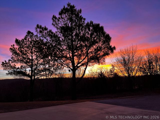 3710 E Mountain Road, Bartlesville, OK 74003