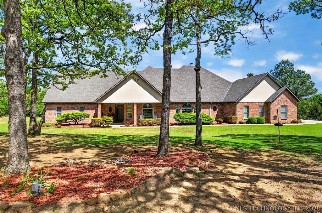 3710 E Mountain Road, Bartlesville, OK 74003