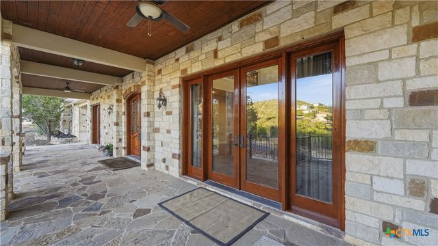 1035 Thunderbolt Road, Canyon Lake, TX 78133
