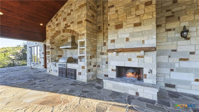 1035 Thunderbolt Road, Canyon Lake, TX 78133