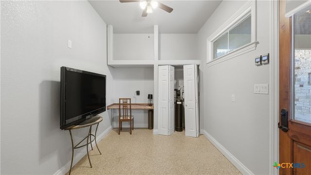 1035 Thunderbolt Road, Canyon Lake, TX 78133