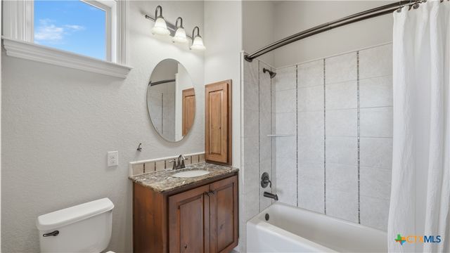 1035 Thunderbolt Road, Canyon Lake, TX 78133