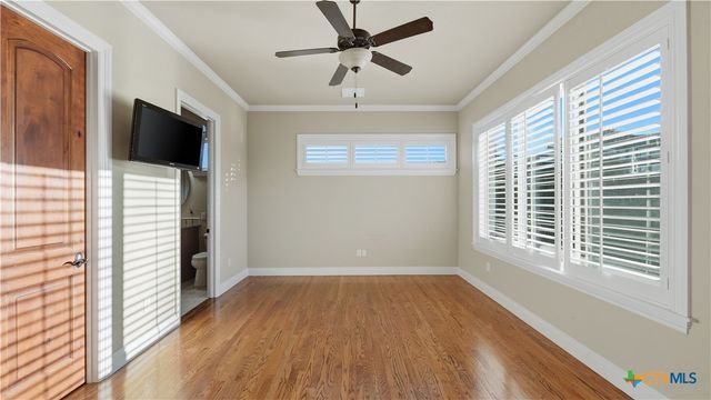 1035 Thunderbolt Road, Canyon Lake, TX 78133