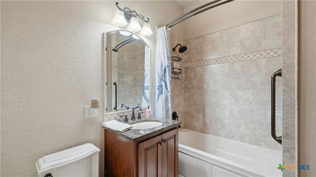 1035 Thunderbolt Road, Canyon Lake, TX 78133