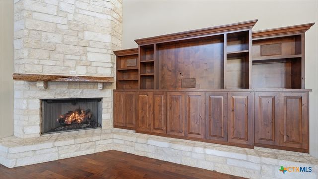 1035 Thunderbolt Road, Canyon Lake, TX 78133