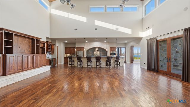 1035 Thunderbolt Road, Canyon Lake, TX 78133