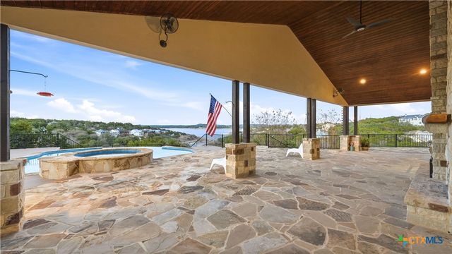 1035 Thunderbolt Road, Canyon Lake, TX 78133