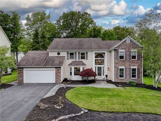5 Chelten Rise, Perinton, NY 14450