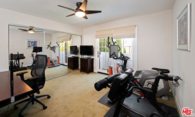 697 Washington Boulevard, Marina Del Rey, CA 90292