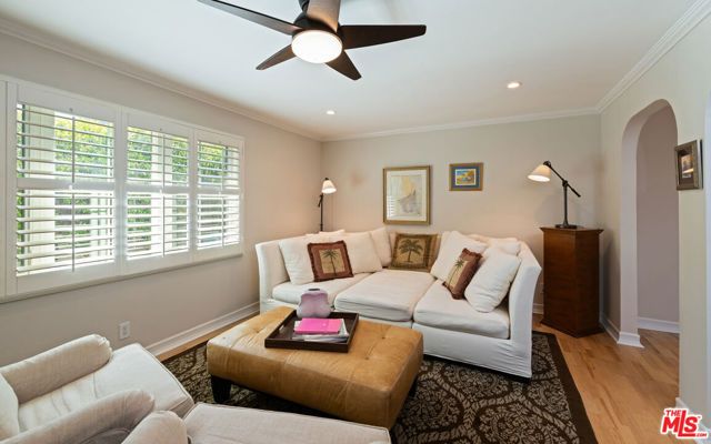 697 Washington Boulevard, Marina Del Rey, CA 90292