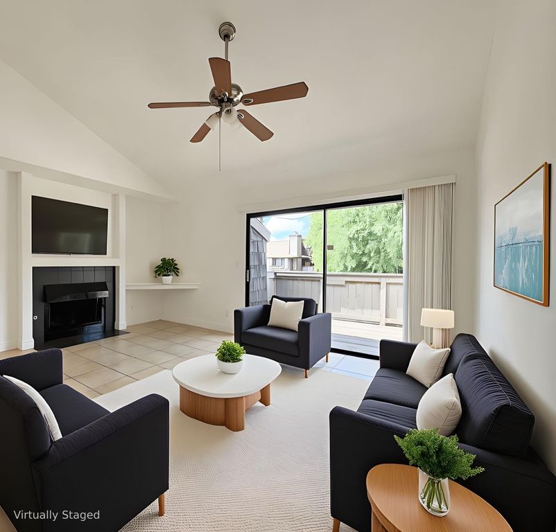 Image 2 of property listing at 1190 S Winery Avenue # 289, Fresno, CA 93727