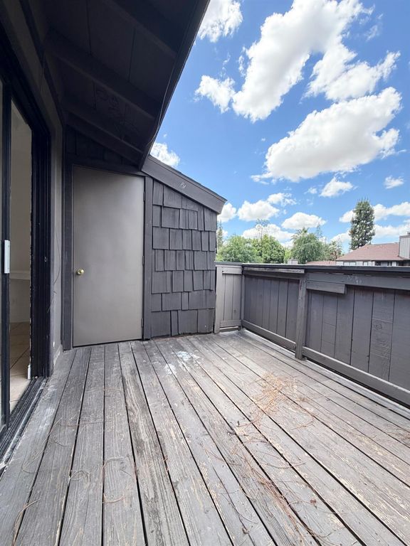 Image 25 of property listing at 1190 S Winery Avenue # 289, Fresno, CA 93727