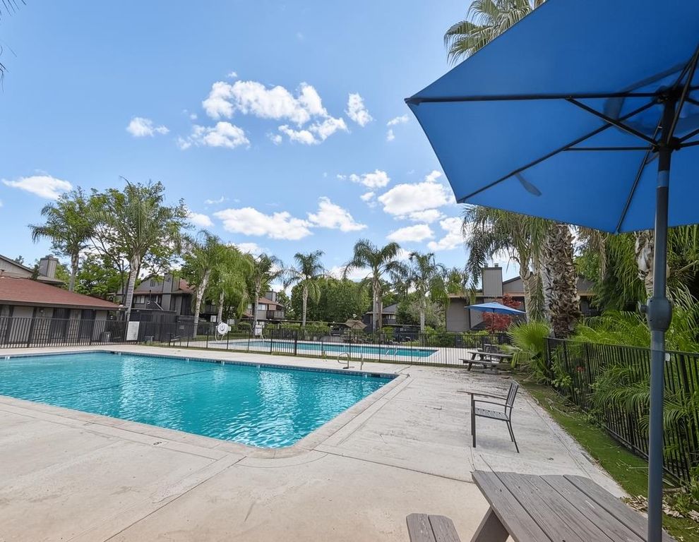 Image 31 of property listing at 1190 S Winery Avenue # 289, Fresno, CA 93727