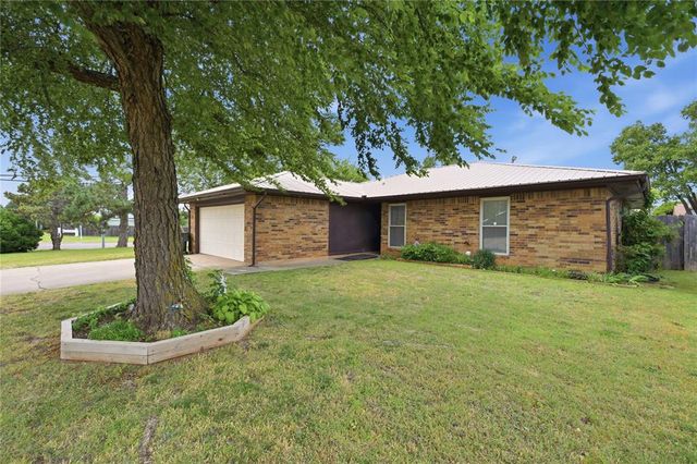 1331 Alviola Avenue, Oklahoma City, OK 73110
