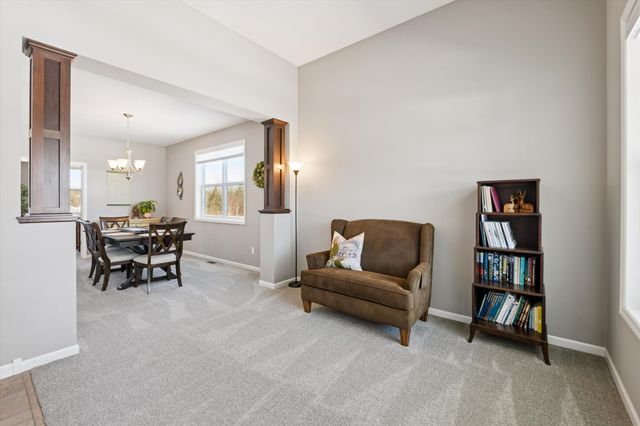 5256 Trailhead Lane SE, Prior Lake, MN 55372