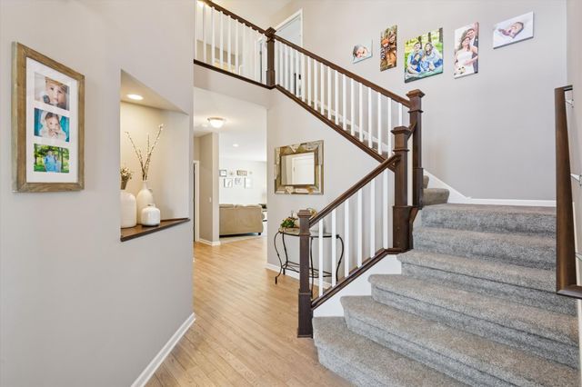 5256 Trailhead Lane SE, Prior Lake, MN 55372