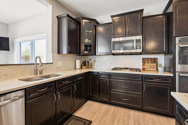 5256 Trailhead Lane SE, Prior Lake, MN 55372