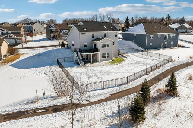 5256 Trailhead Lane SE, Prior Lake, MN 55372