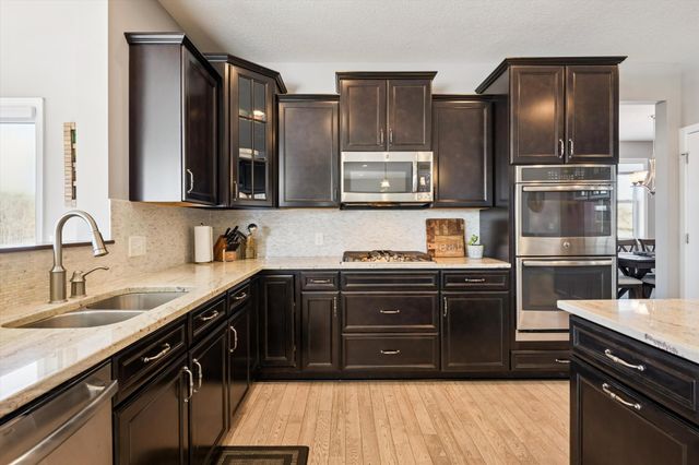 5256 Trailhead Lane SE, Prior Lake, MN 55372