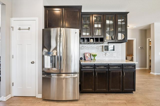 5256 Trailhead Lane SE, Prior Lake, MN 55372