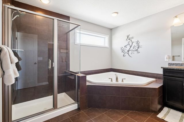 5256 Trailhead Lane SE, Prior Lake, MN 55372