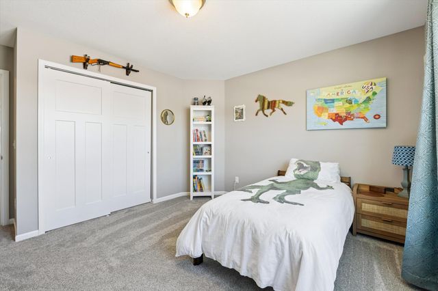 5256 Trailhead Lane SE, Prior Lake, MN 55372