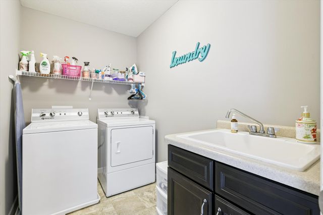 5256 Trailhead Lane SE, Prior Lake, MN 55372