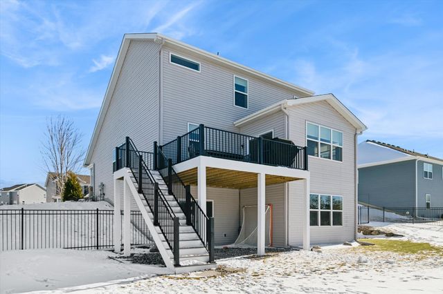 5256 Trailhead Lane SE, Prior Lake, MN 55372