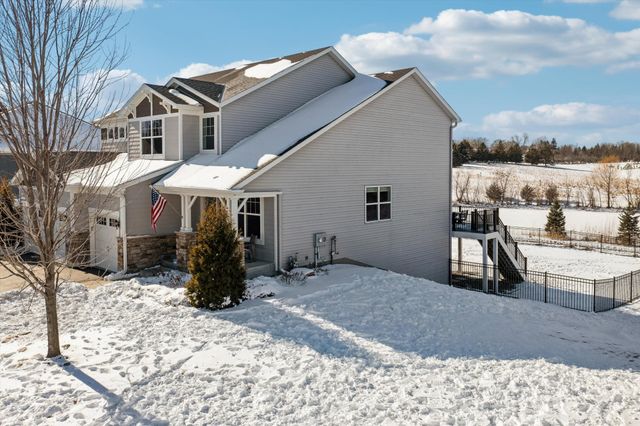 5256 Trailhead Lane SE, Prior Lake, MN 55372