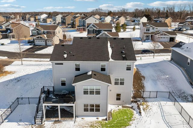 5256 Trailhead Lane SE, Prior Lake, MN 55372