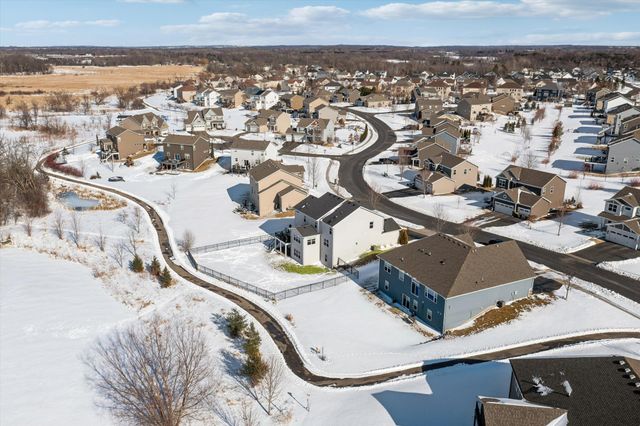 5256 Trailhead Lane SE, Prior Lake, MN 55372