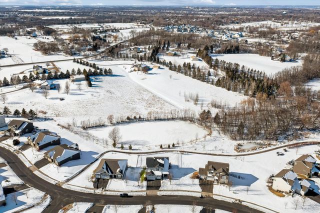 5256 Trailhead Lane SE, Prior Lake, MN 55372